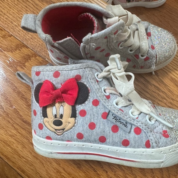 Pair of Minnie Mouse shoes. Red are vans slip on. Grey light up. - Picture 7 of 7